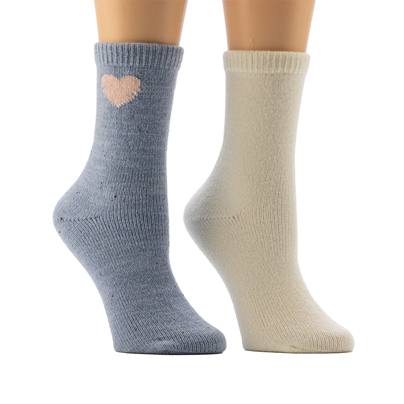 Calzini da casa accoglienti con ricamo a cuore punteggiato da donna